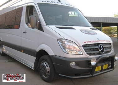 Mercedes Sprinter Nudge Bar Black (2007-) - MEN200-76VG