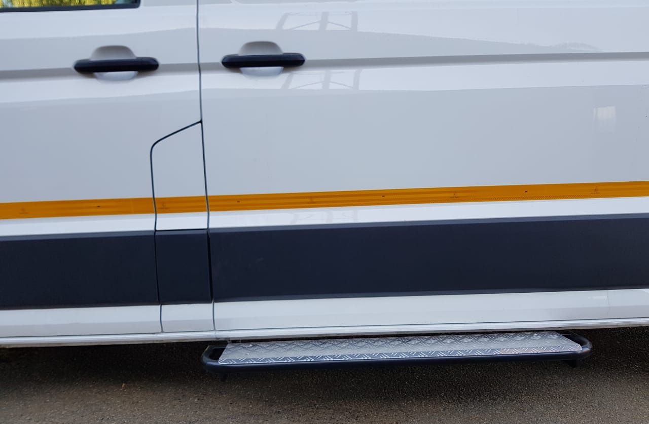 VW Crafter Side Step (2018-) - MES101